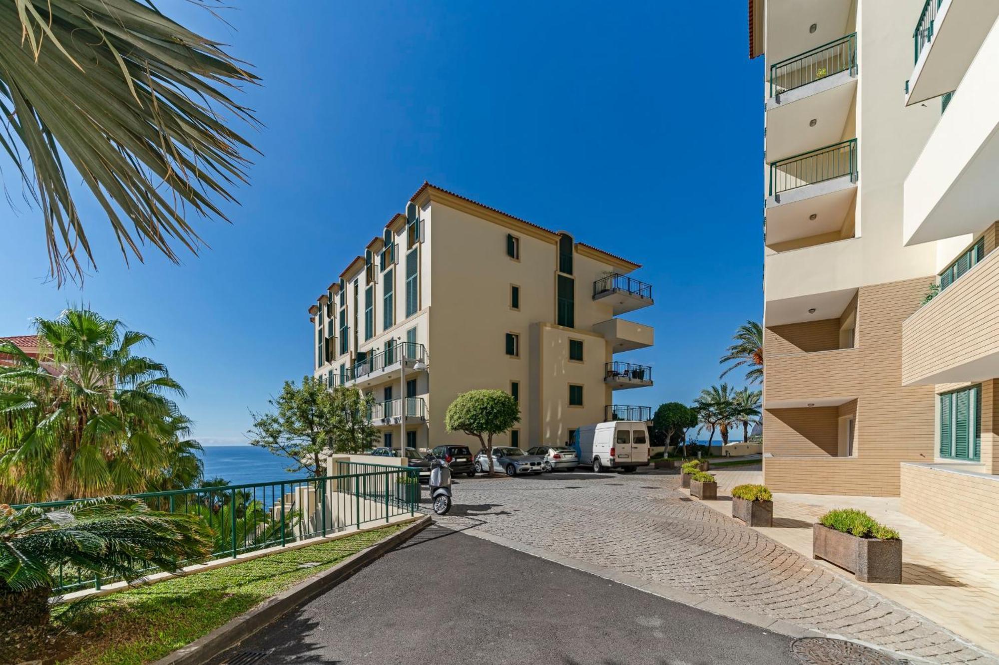 Vila Formosa II By An Island Apart Фуншал Екстериор снимка